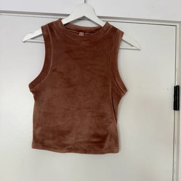 SKIMS Velour Honey Tank Top, Size Small Excellent Condition ( No Flaw ) - Picture 7 of 8